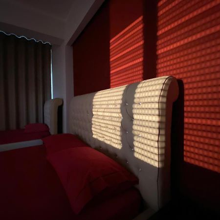 Hotel Albsin Vlorë Екстериор снимка